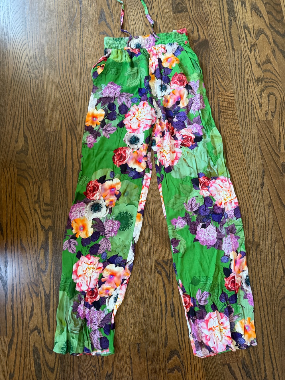 NWOT! Zara Woman Floral Green Wide Leg Pant - Size Small